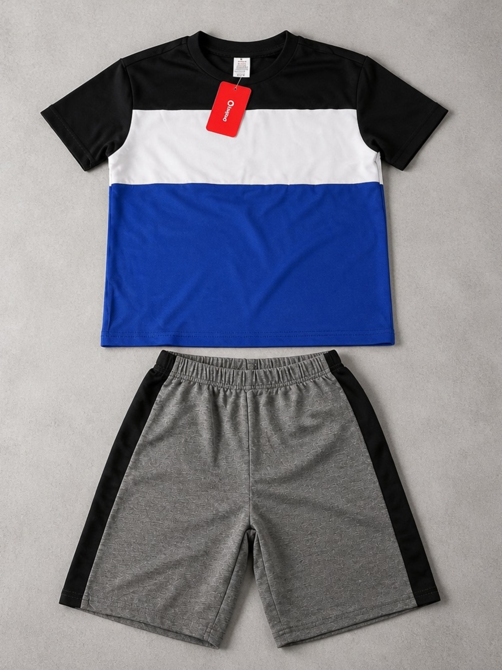 Colorblock Short Sleeve Tee in Blue/White/Black by
